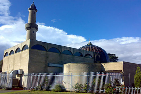 Preston mosqueو in Victoria Australia. منارات مضئية في أستراليا